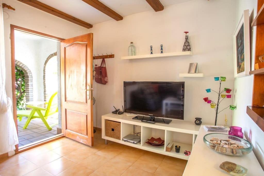 Casa En Denia Con Piscina Y Jardin Apartment Exterior photo